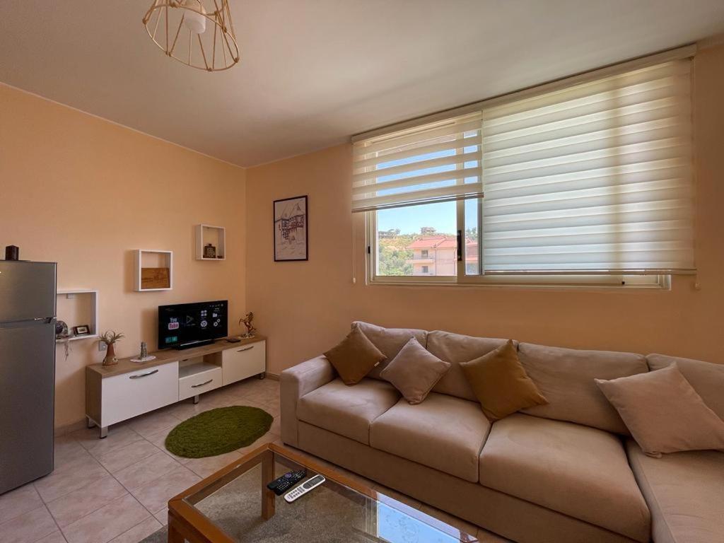 Lisus Apartment Vlorë Exterior foto